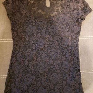 White house black market-Lace Shirt-(EUC)